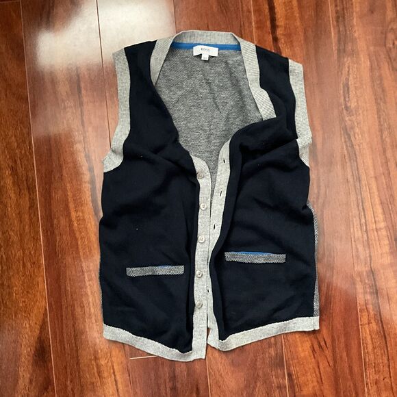 Hugo Boss Other - Hugo Boss Boy's Vest Sweater Cardigan Black And Gray Size 14-S